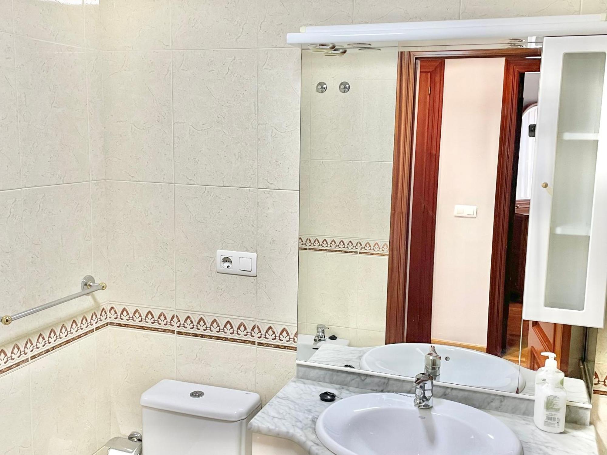 Casa Lur Wifi Y Parking Privado Incluido Apartamento Gijón Exterior foto